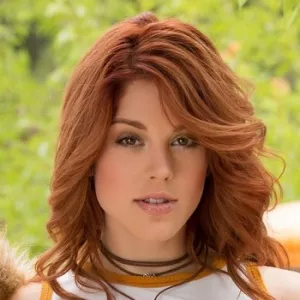 Molly Stewart биография, рост, вес, размер сисек, фигура, возраст